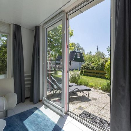 Holiday Home With Pool By The Sea Sint Maartensvlotbrug エクステリア 写真