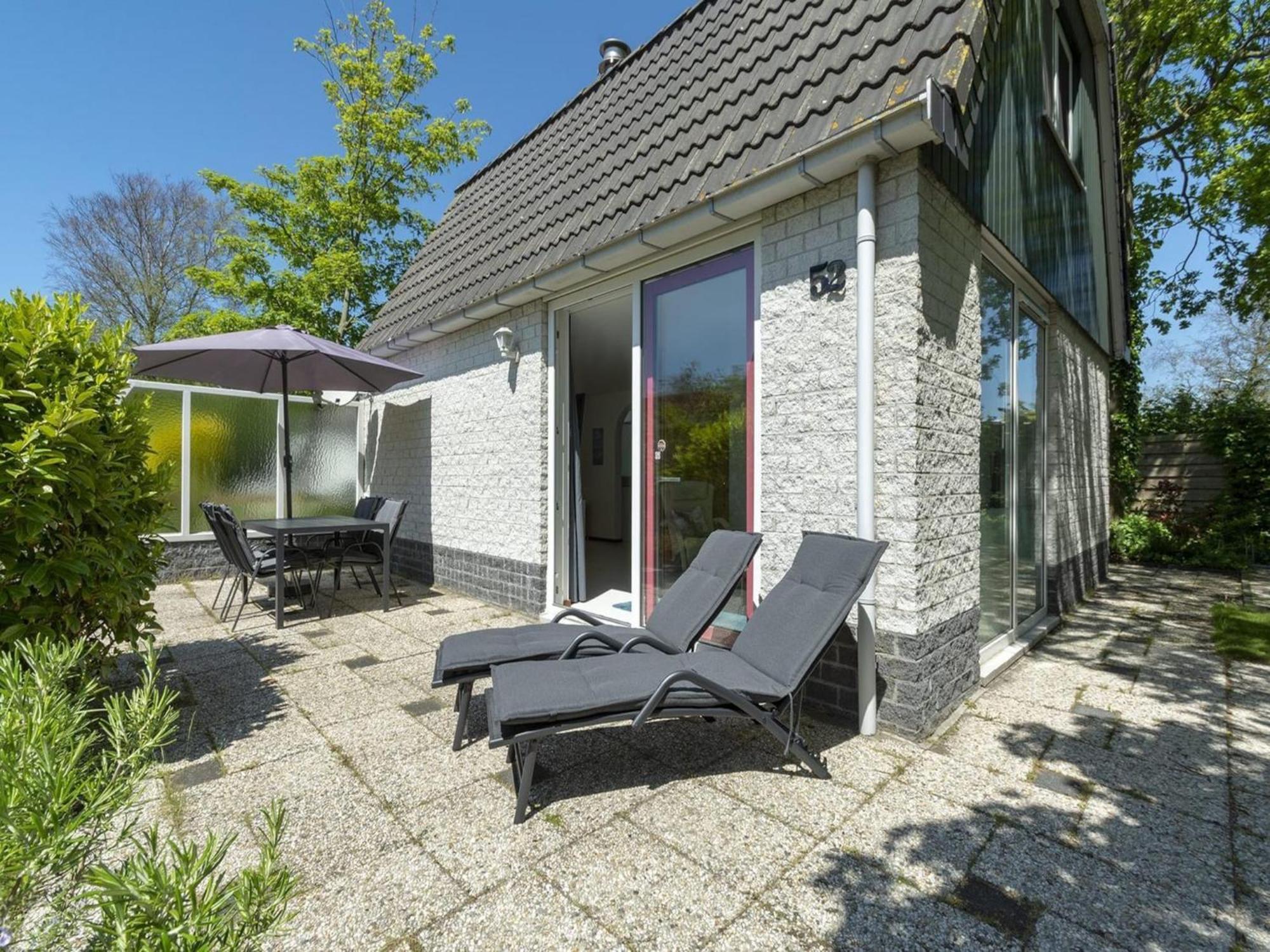 Holiday Home With Pool By The Sea Sint Maartensvlotbrug エクステリア 写真