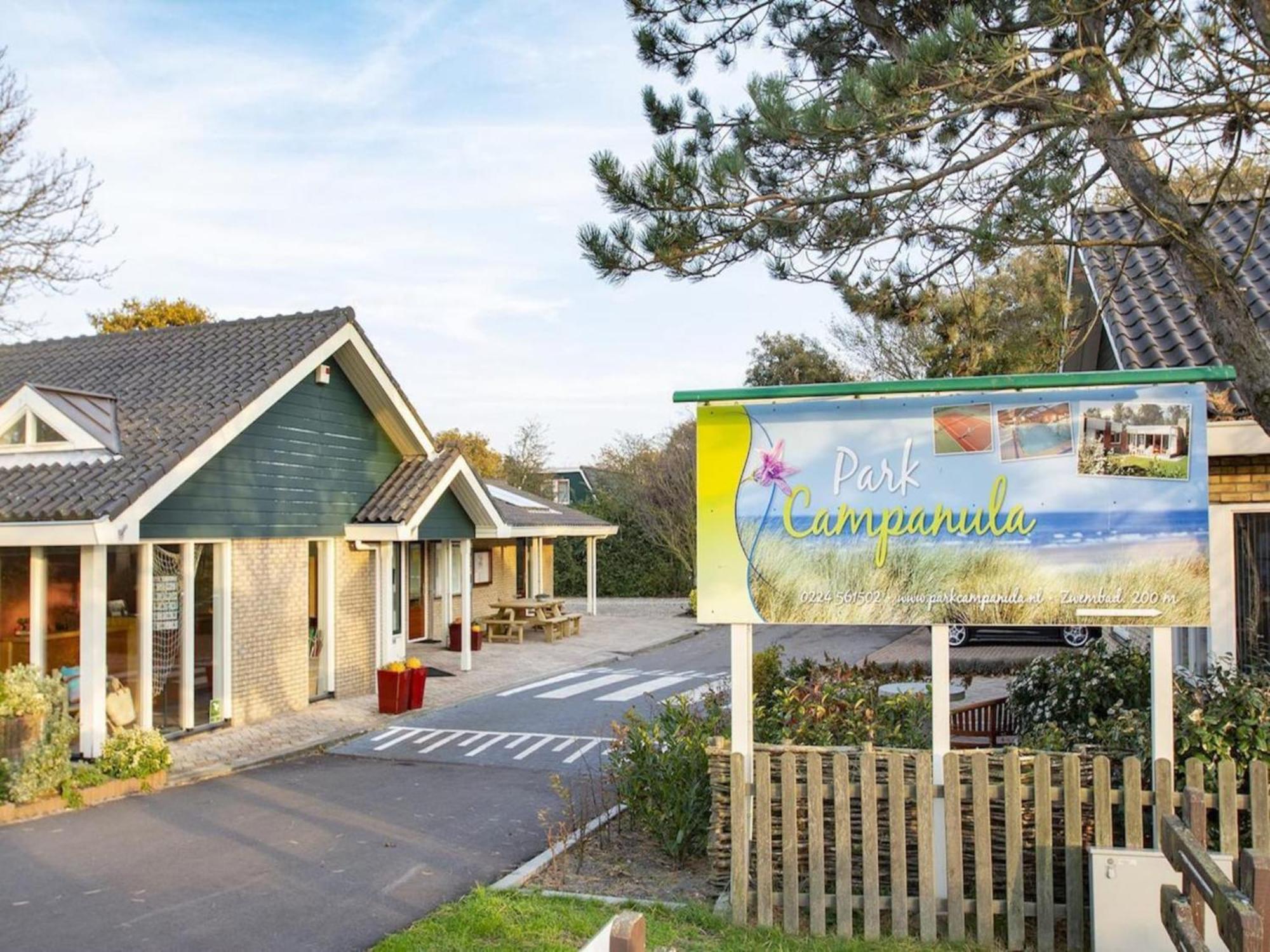 Holiday Home With Pool By The Sea Sint Maartensvlotbrug エクステリア 写真