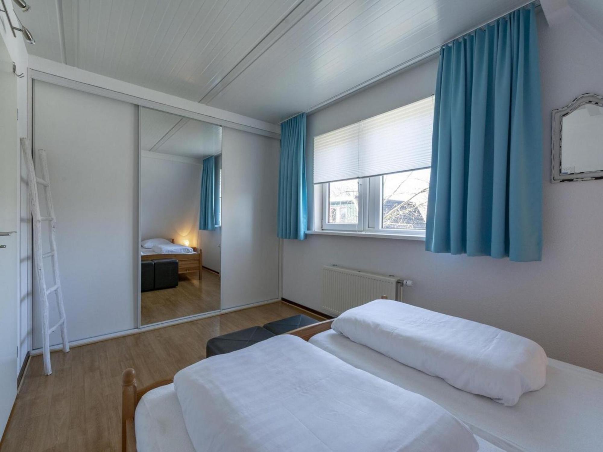 Holiday Home With Pool By The Sea Sint Maartensvlotbrug エクステリア 写真